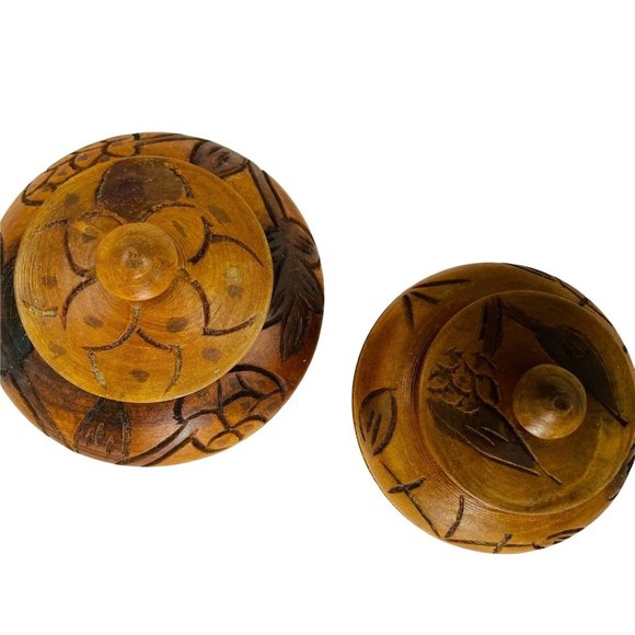 Lot 2 Vintage Carved Wooden Trinket Bowls Lids Hand Turned Arts Crafts u Primiti - Picture 6 of 8